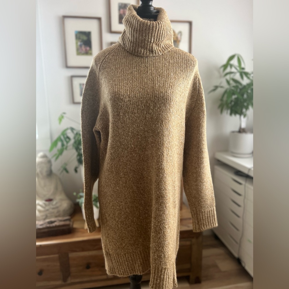H&M oversized turtleneck sweater dress in small. Yellow